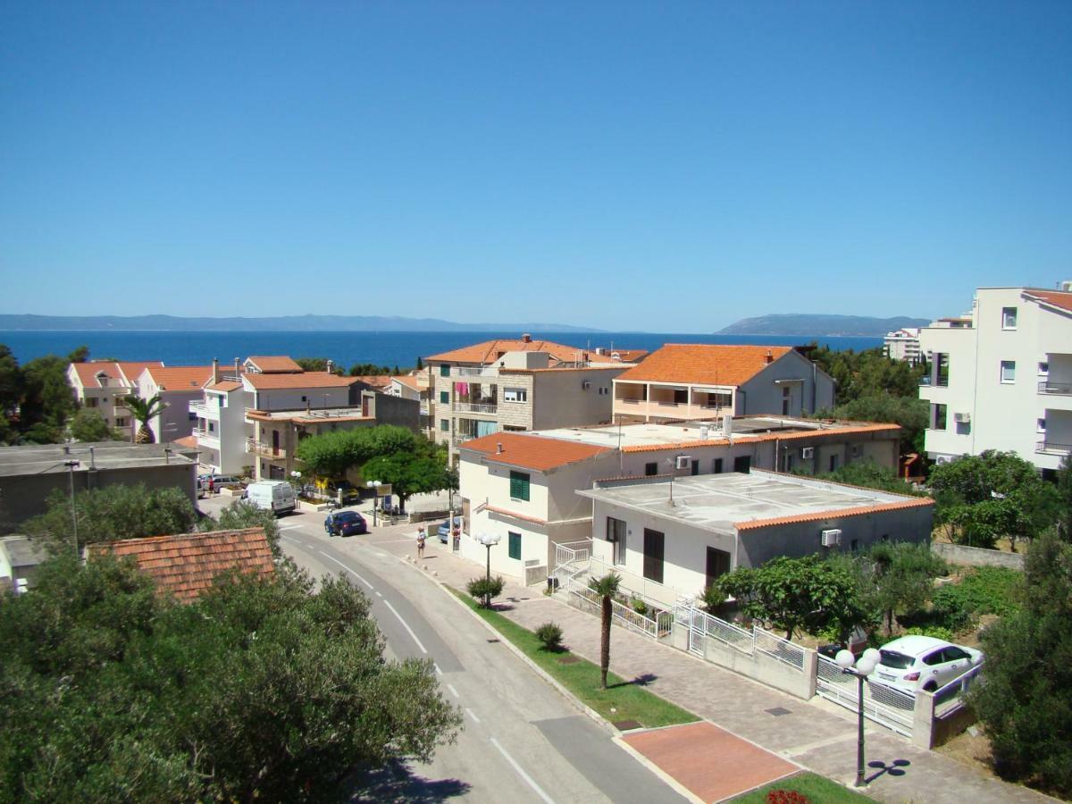 Apartments Ada Tučepi Exterior foto